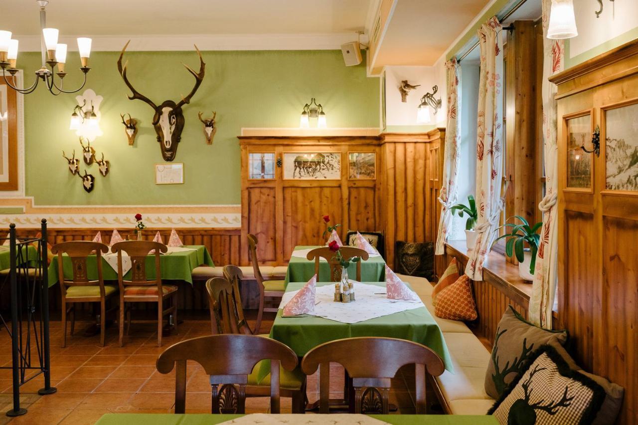 Zum Fally - Landgasthof Кирхберг ам Вексел Екстериор снимка